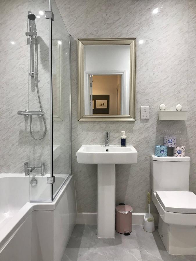 Stylish Modern 3-Bed House Nr Manchester City Ctr Whitefield Kültér fotó