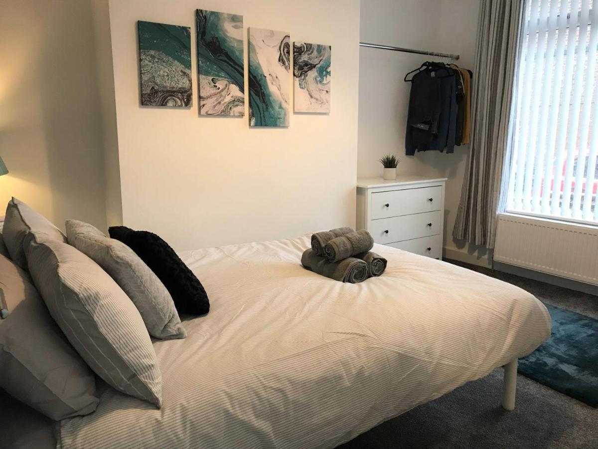 Stylish Modern 3-Bed House Nr Manchester City Ctr Whitefield Kültér fotó