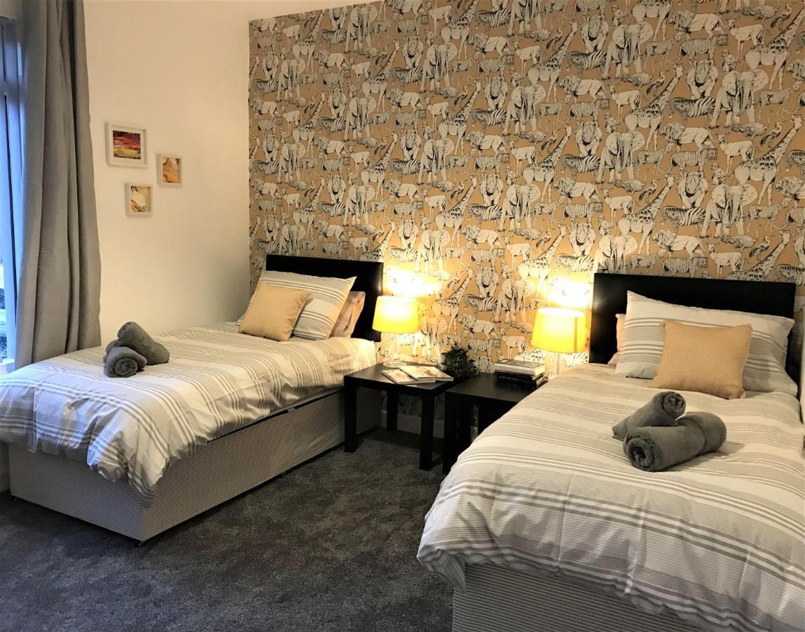 Stylish Modern 3-Bed House Nr Manchester City Ctr Whitefield Kültér fotó