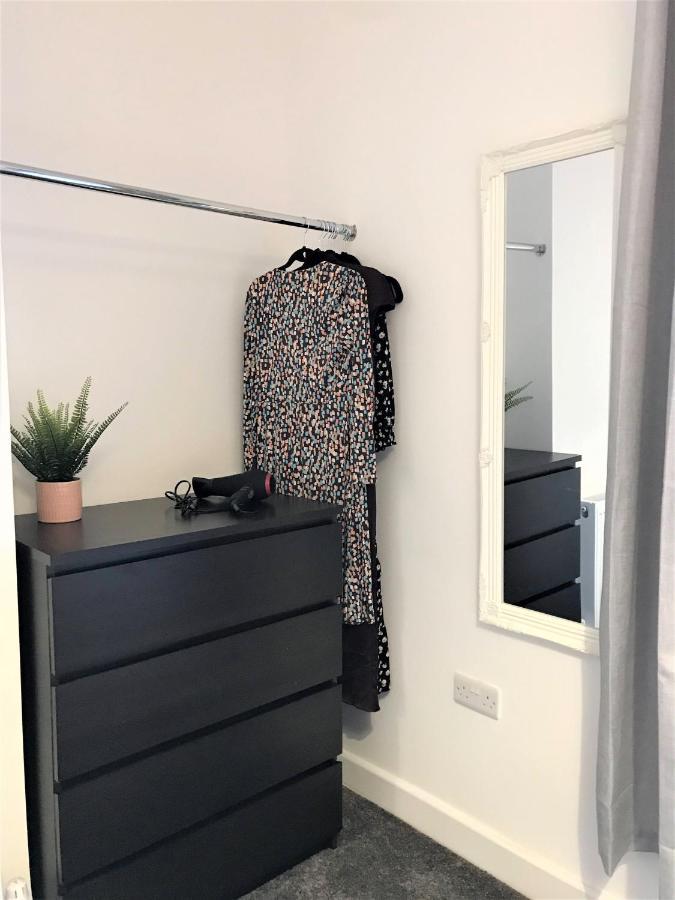 Stylish Modern 3-Bed House Nr Manchester City Ctr Whitefield Kültér fotó